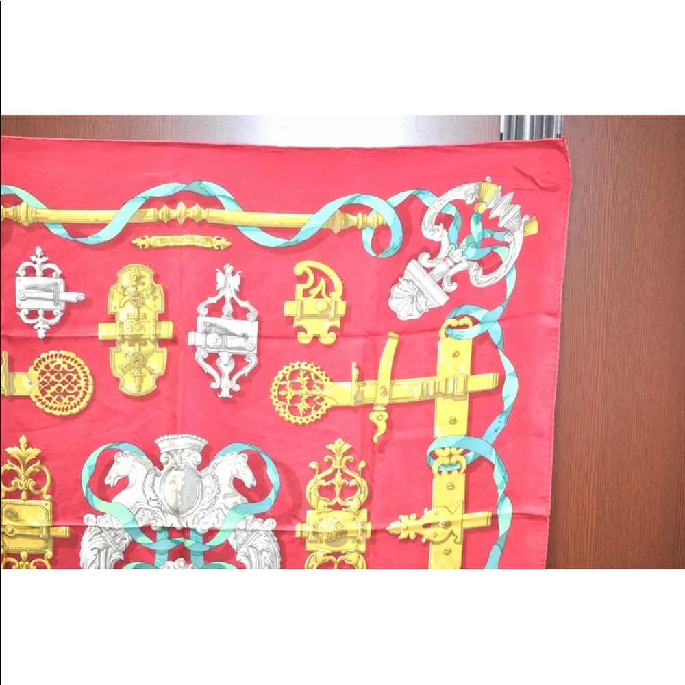 Authentic HERMES Carre 90 Scarf "FERRONNERIE" Silk Red F3516 - Picture 9 of 16
